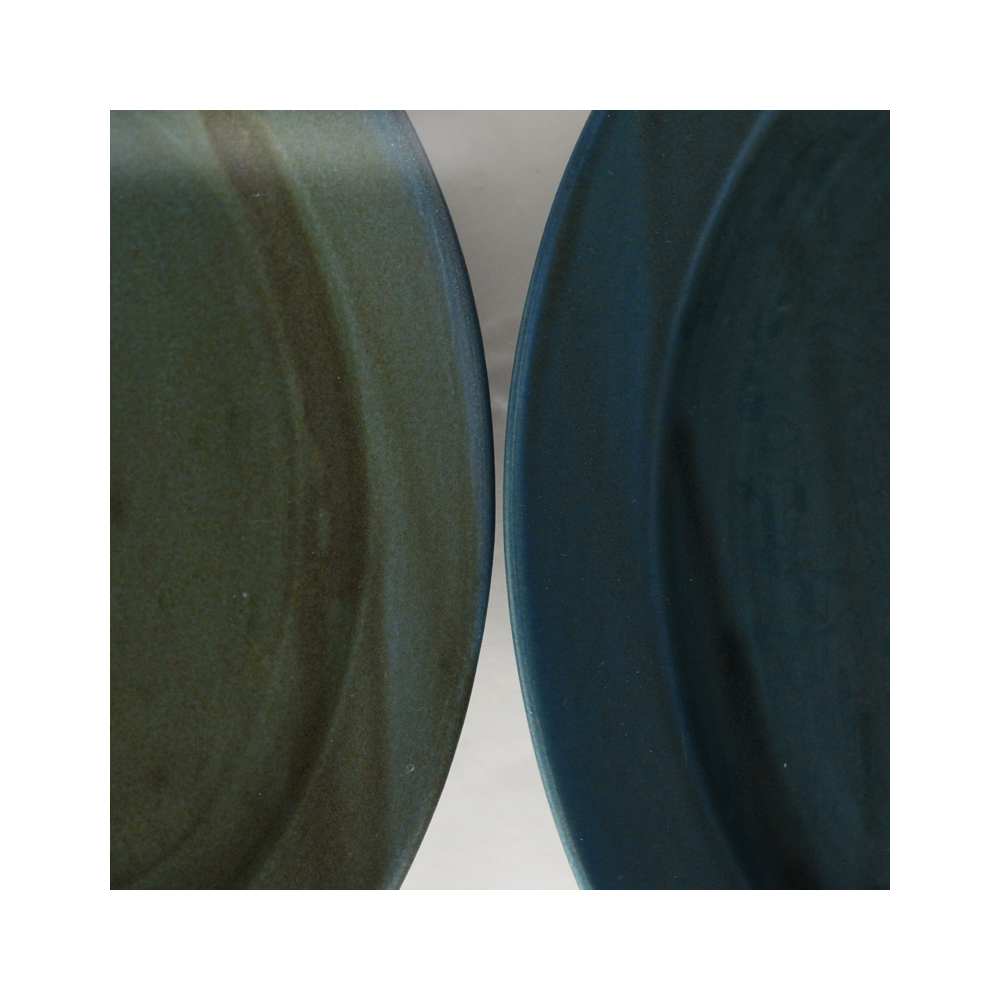 インディゴは荷口により色幅があります