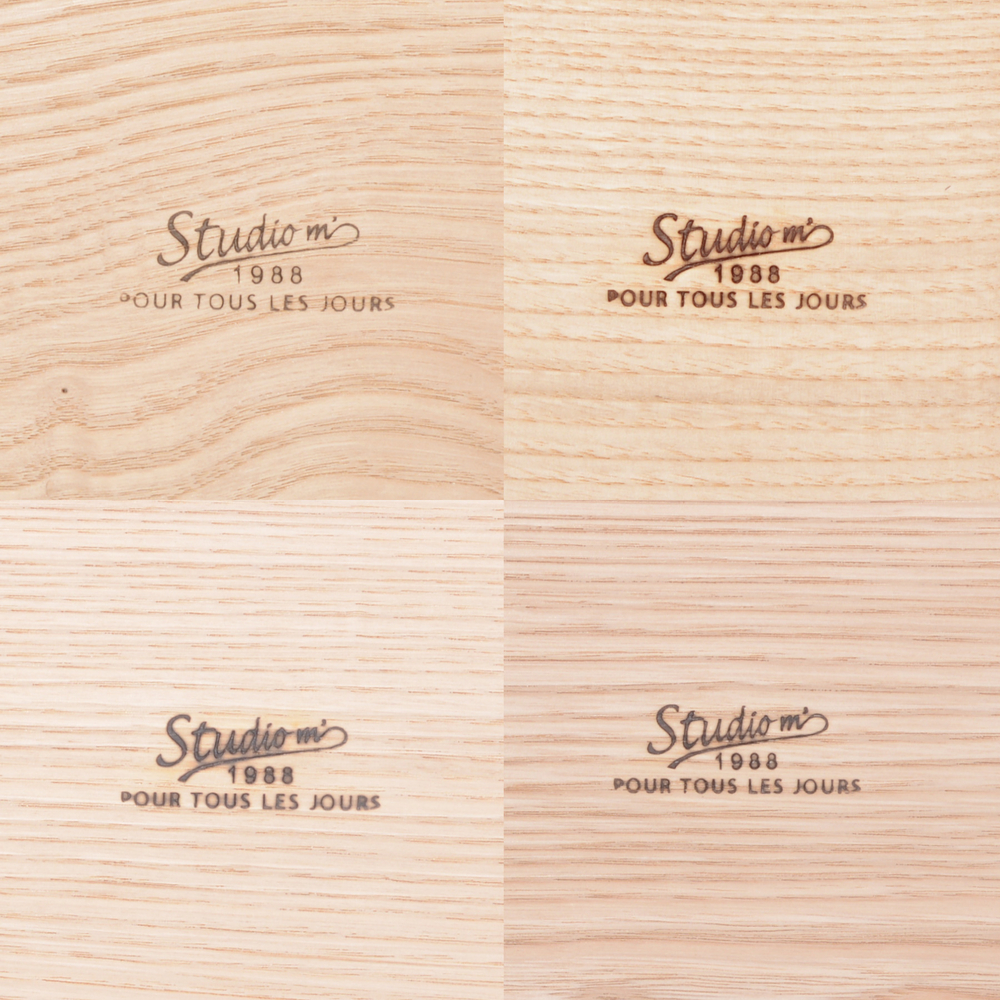 焼印の焦げ具合の違い、ズレ、かすれがあります